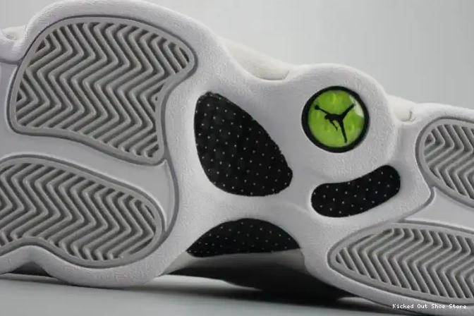 Kick Theory Money mens LowPure Air white 310810-100 13 Jordan 0609